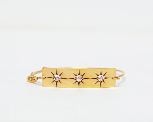 Pulsera artesanal Biji Estrellas con cristales en baño de oro