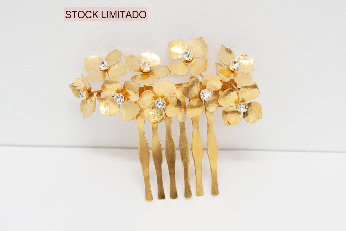 Peineta Hortensia artesanal para novia, elegante accesorio para bodas hecho a mano en España