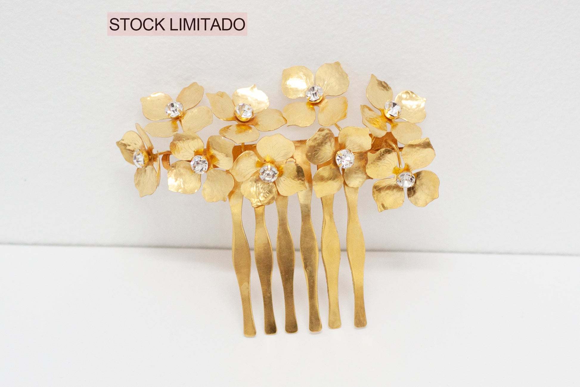 Peineta Hortensia artesanal para novia, elegante accesorio para bodas hecho a mano en España