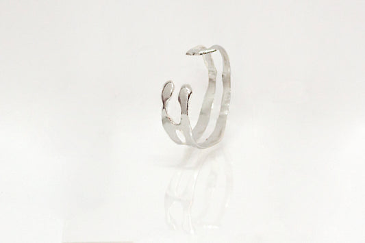 Pulsera Siempre Juntos en plata de ley 925 con diseño de pareja entrelazada